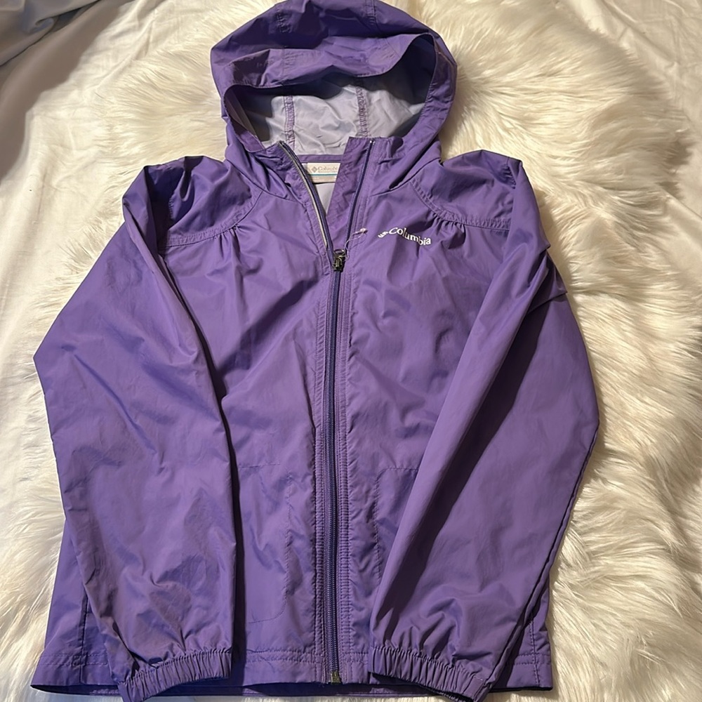 Columbia light weight rainy jacket . Good condition